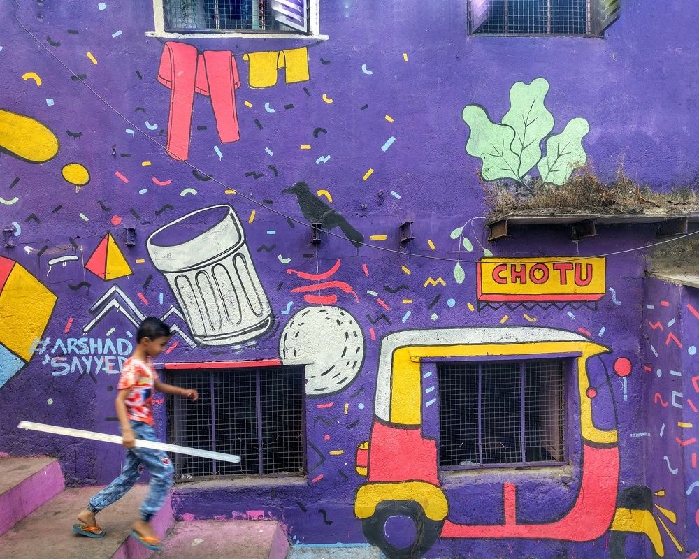 Rush to catch the Autorickshaw