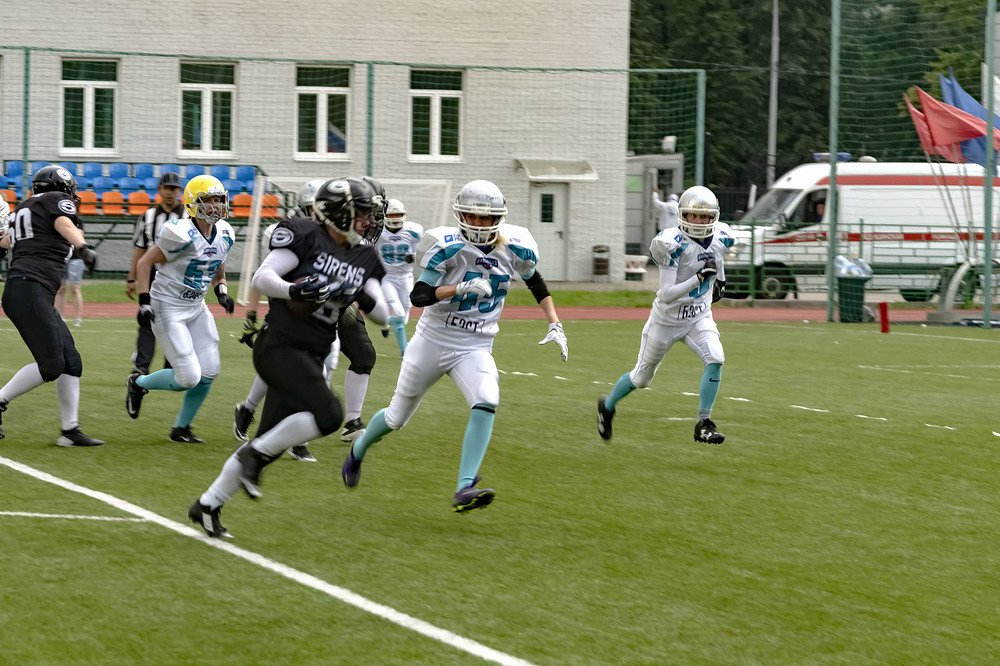 Женский американский футбол