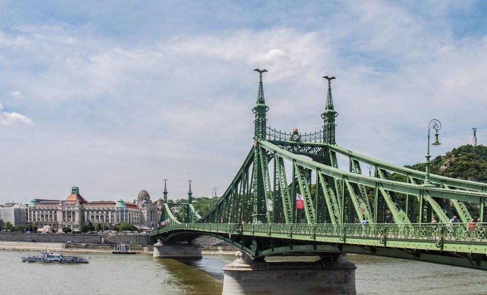 Будапешт.Зелёный мост Свободы.