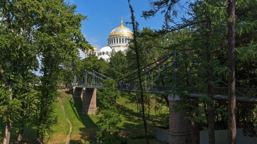 Макаровский мост в Кронштадте