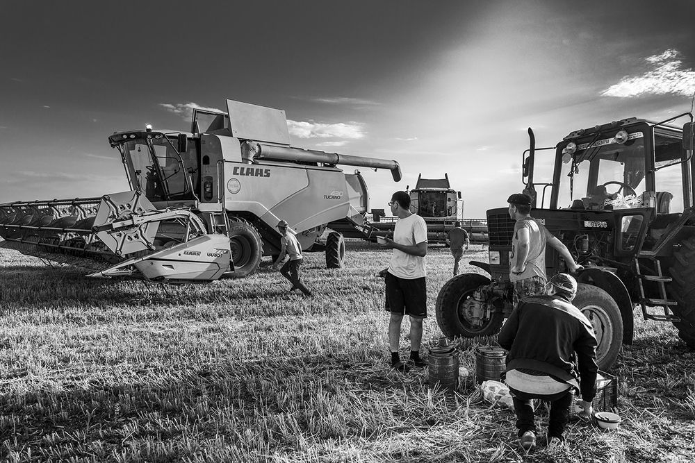 По машинам...