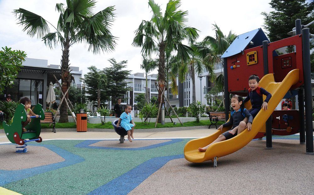 TUỔI THƠ HỒN NHIÊN