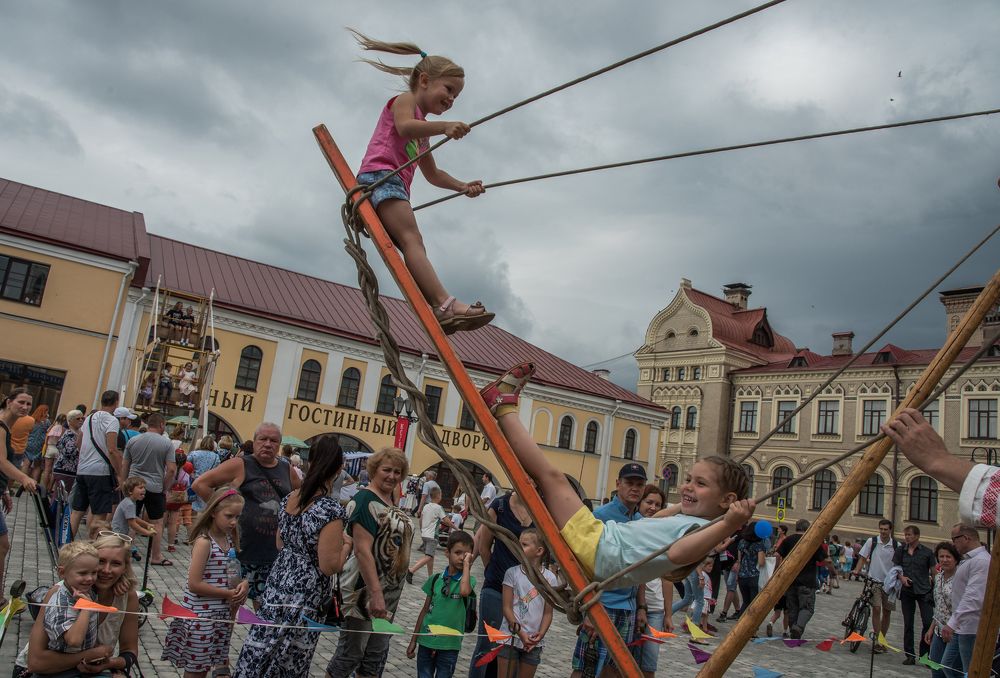 Крылатые качели