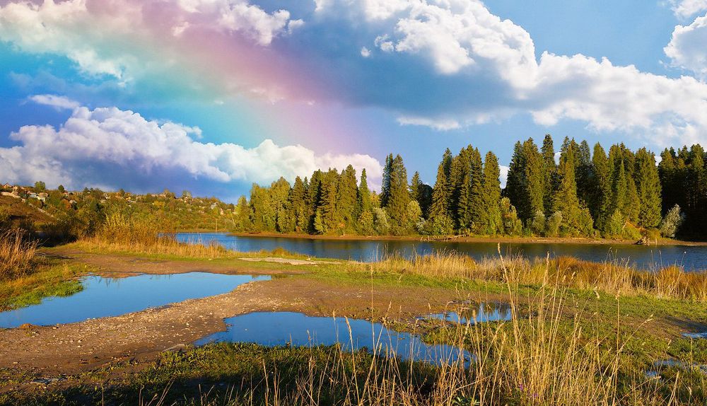 Радуга над рекой