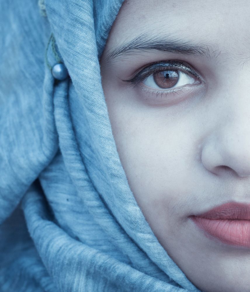 Sharpness Beauty with Reflecting Eye