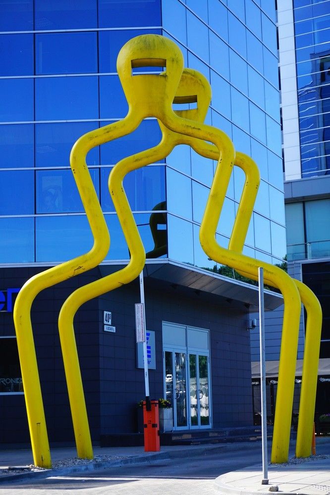 Безликие люди...