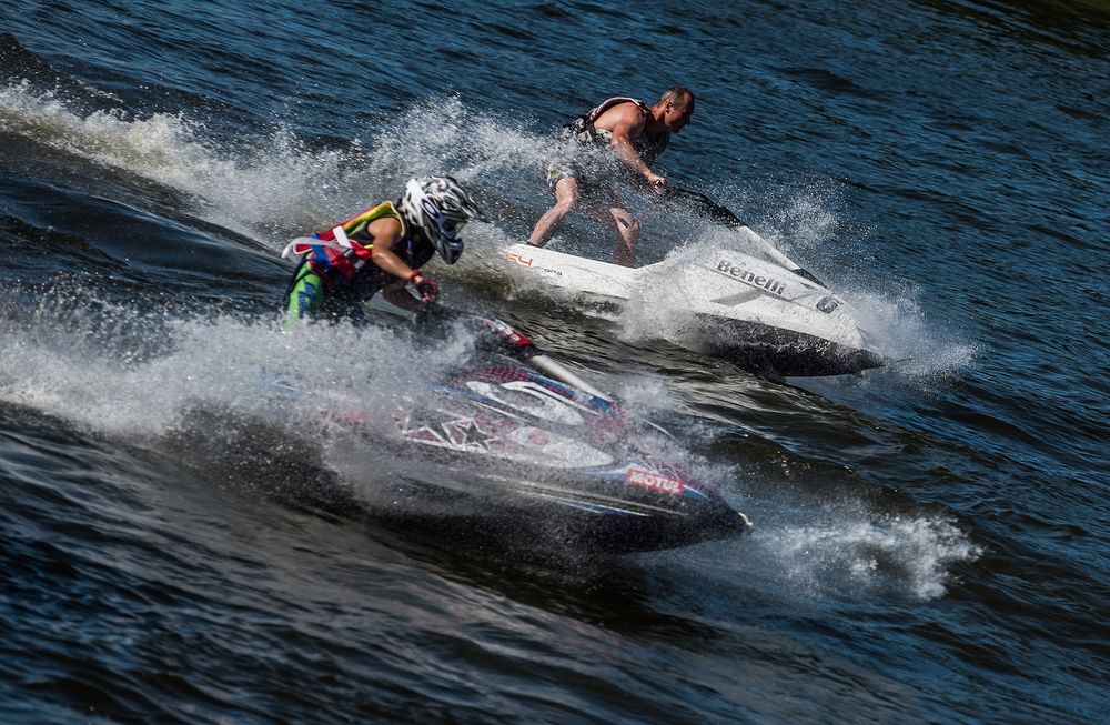 водные гонки