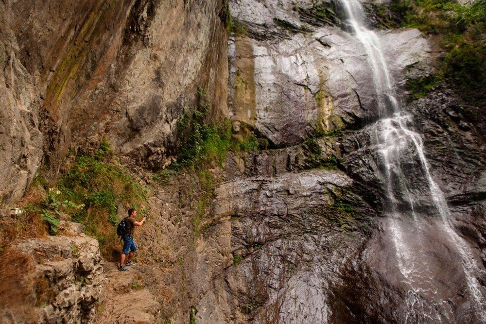 Каменная стена