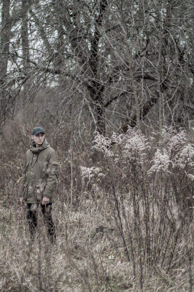 Max в заброшеном  саду