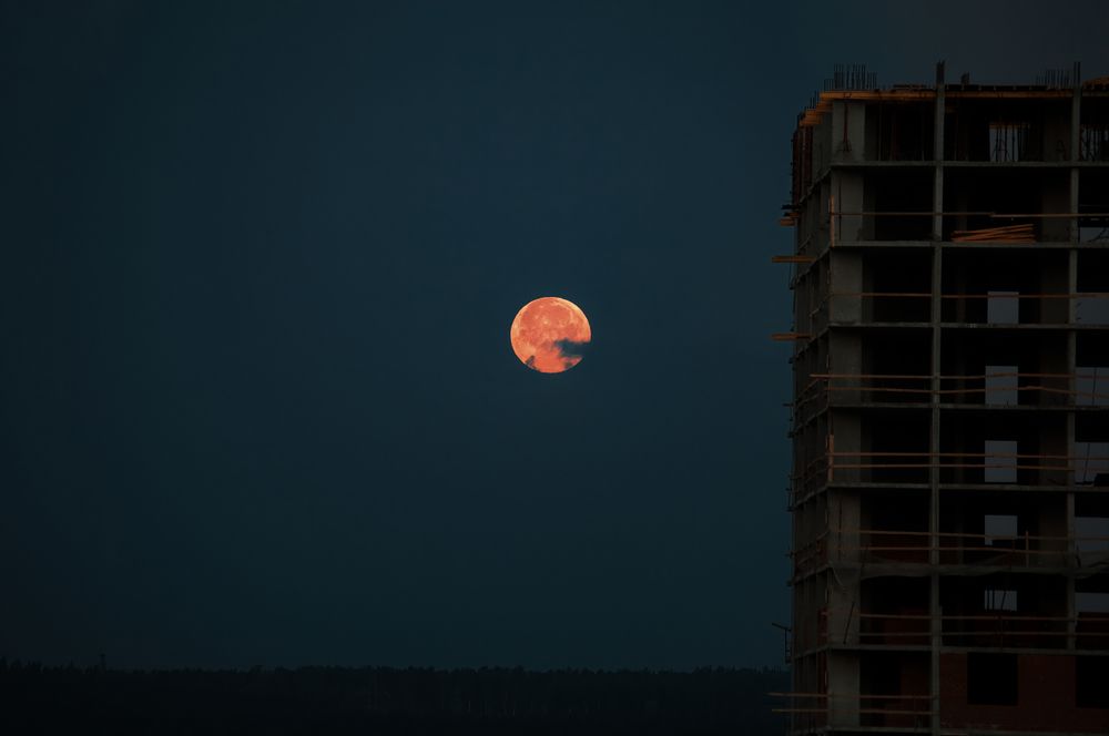 Красная луна