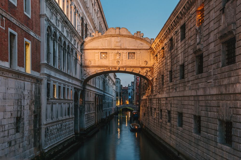 Венеция.Мост вздохов на рассвете.