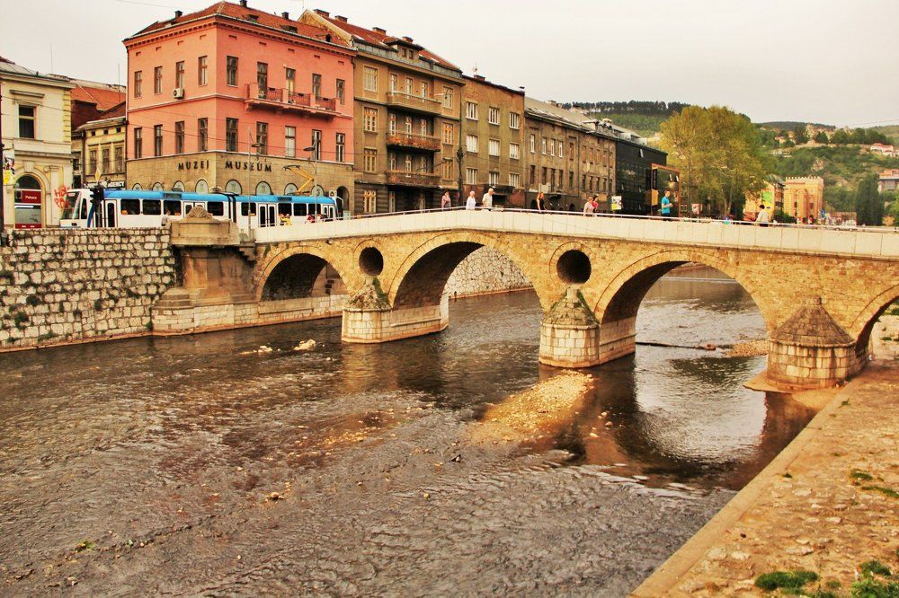 Латинский мост