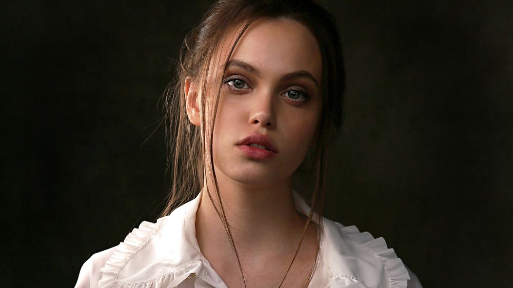 Mодель Полина