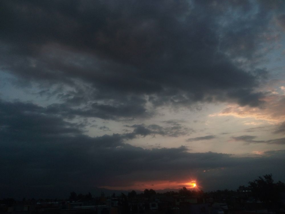 Resplandor Naranja