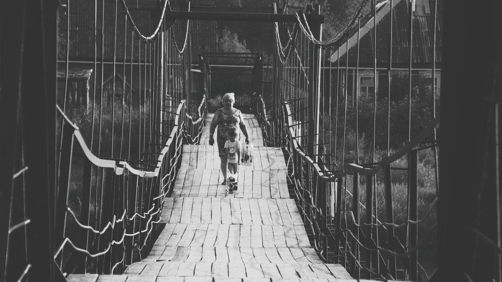 Жизнь за стеной