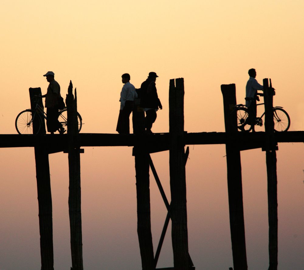 Мост У Бейн (3)