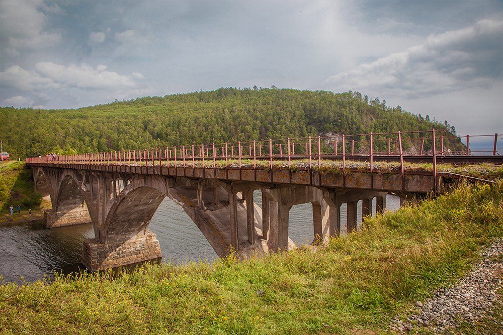 Старый мост на Кругобайкальской железной дороге
