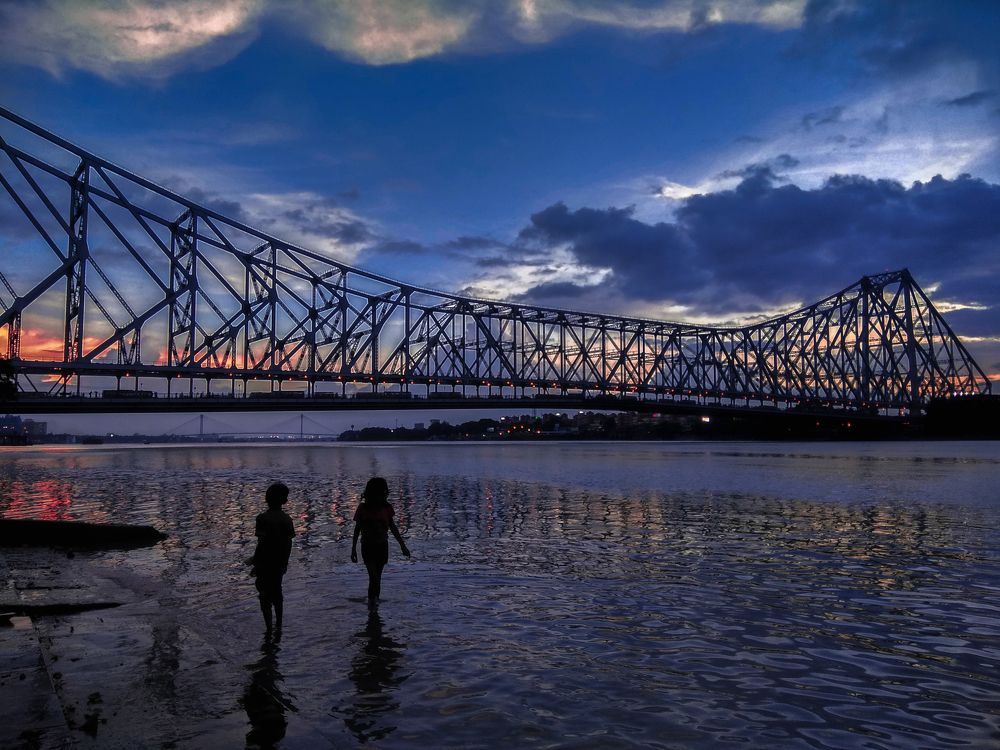 The sky and her children