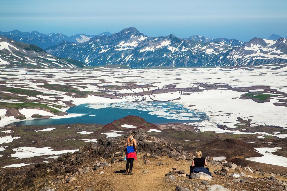 Восхождение на вулкан Горелый. "Перекур" и созерцание...