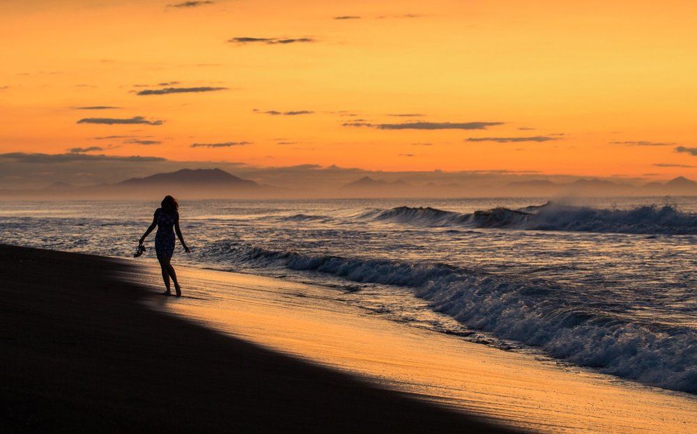 В ожидании восхода солнца. Тихий океан, Камчатка.