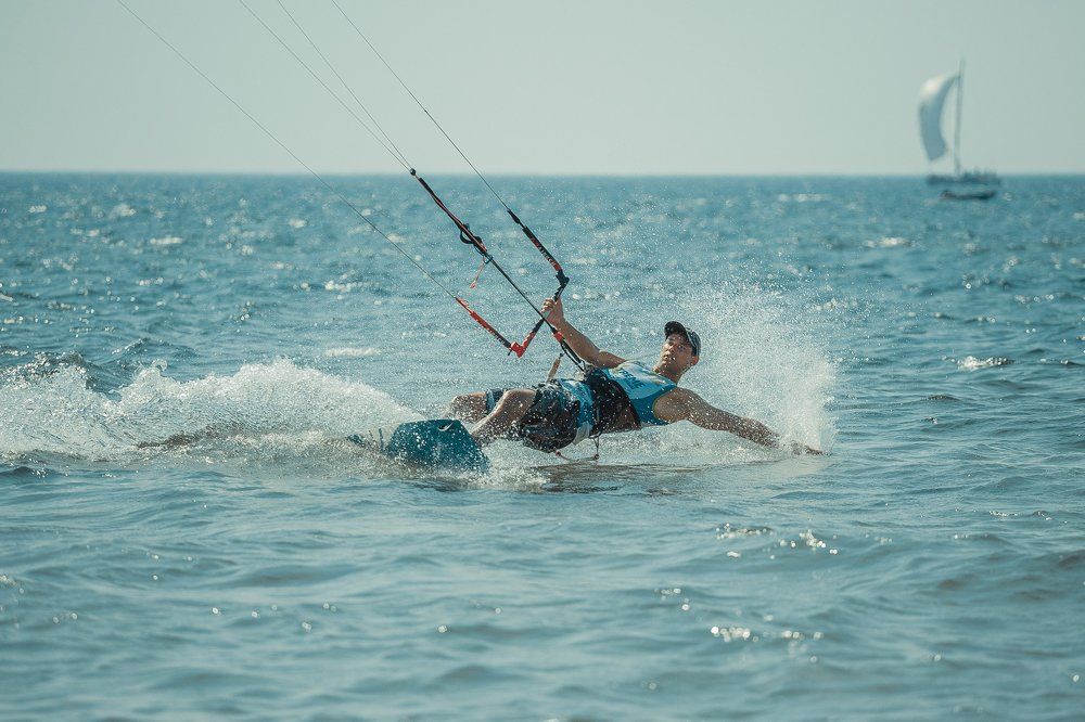 Подчиняя ветер...