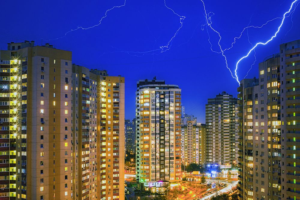 Гроза в городе