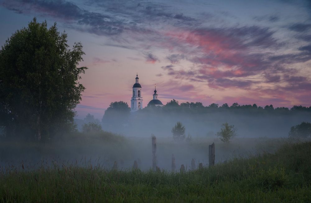 В рассветном тумане