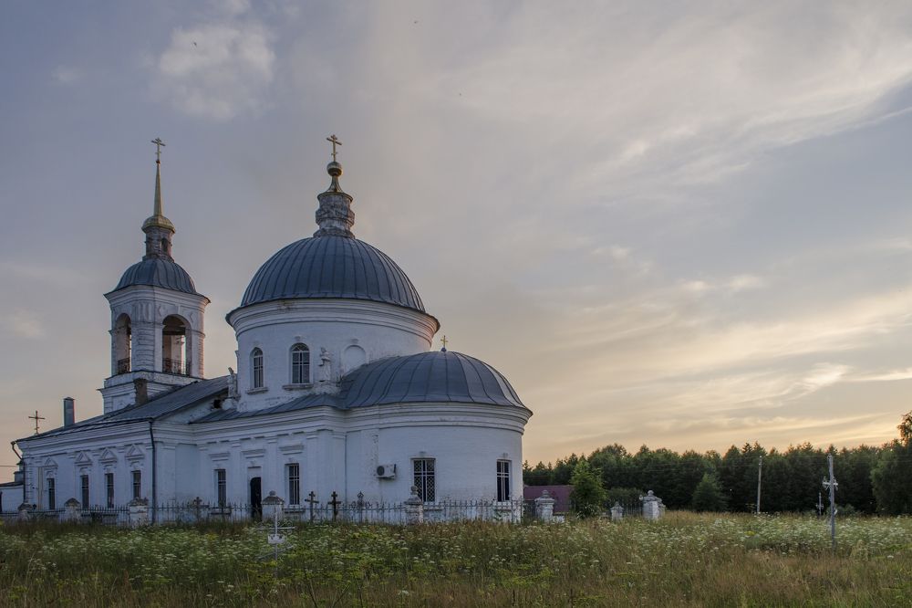 Храм