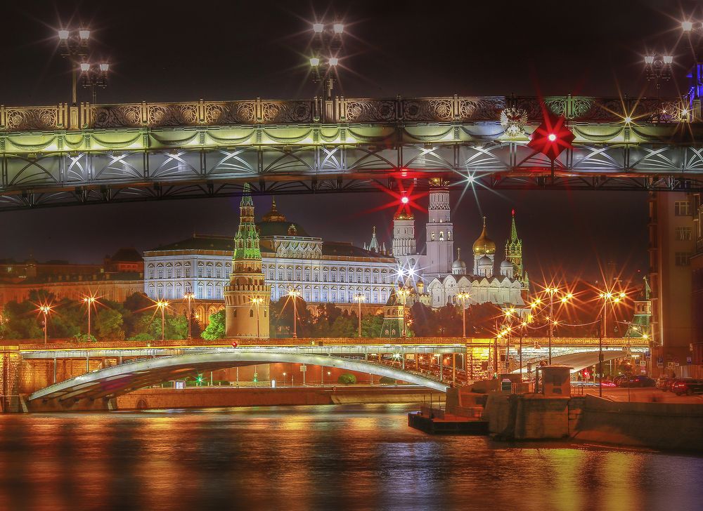 Москва лучезарная