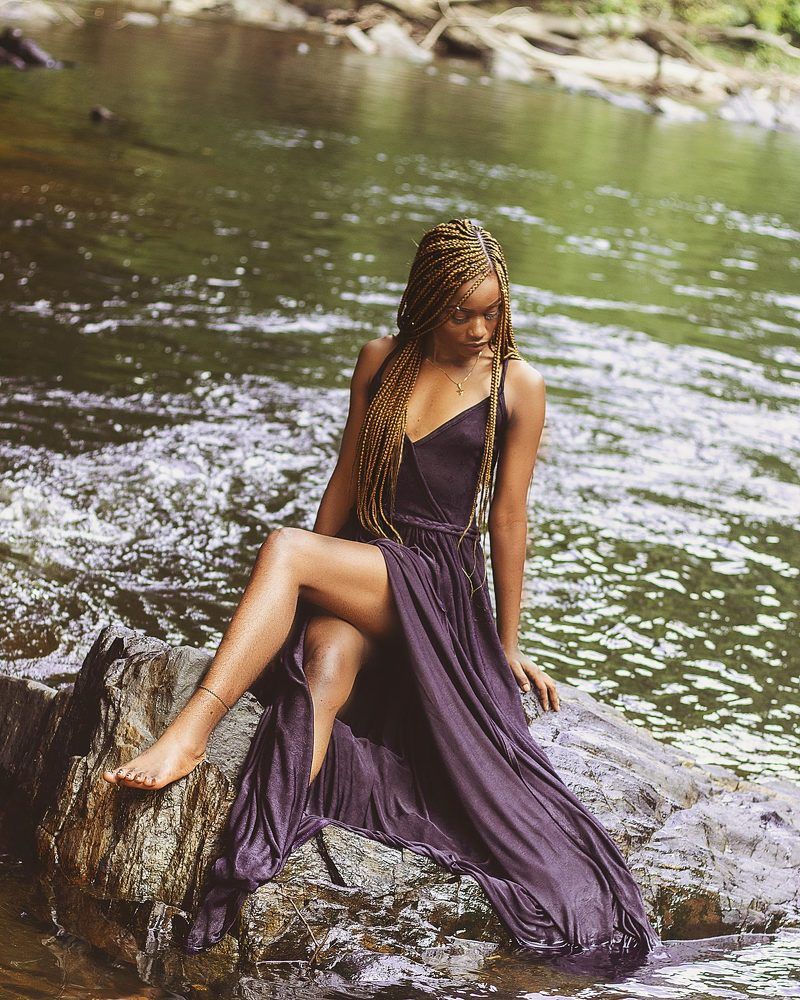 TEMPTRESS BY THE SEA