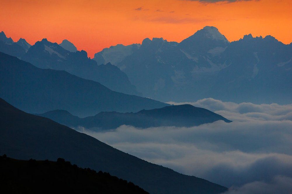 Рассвет в горах Кавказа