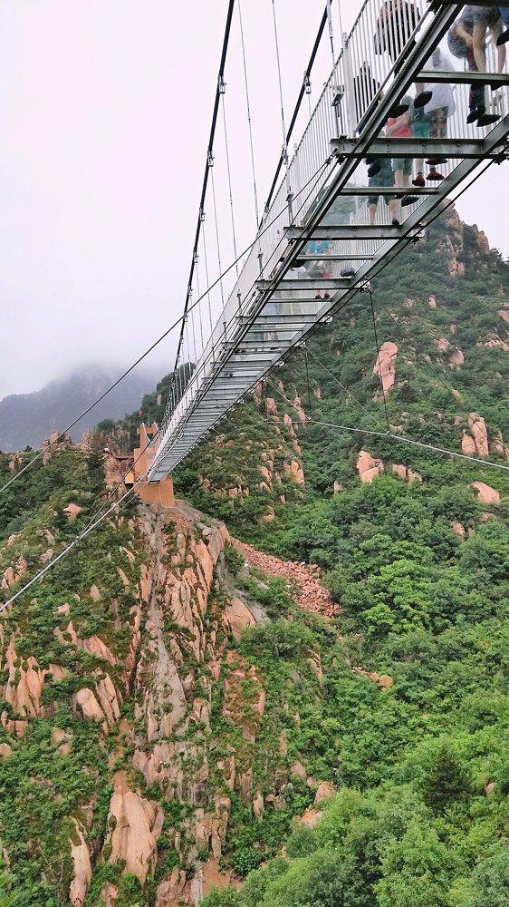 Стеклянный мост