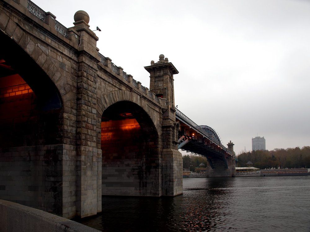 Андреевский (старый) мост в Москве