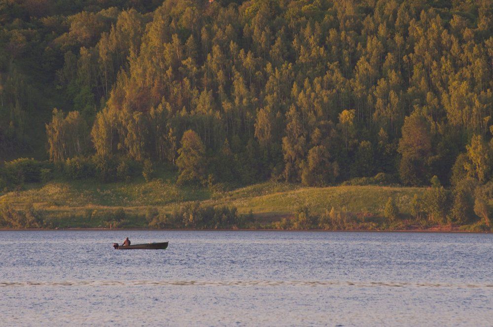 Утро на Волге