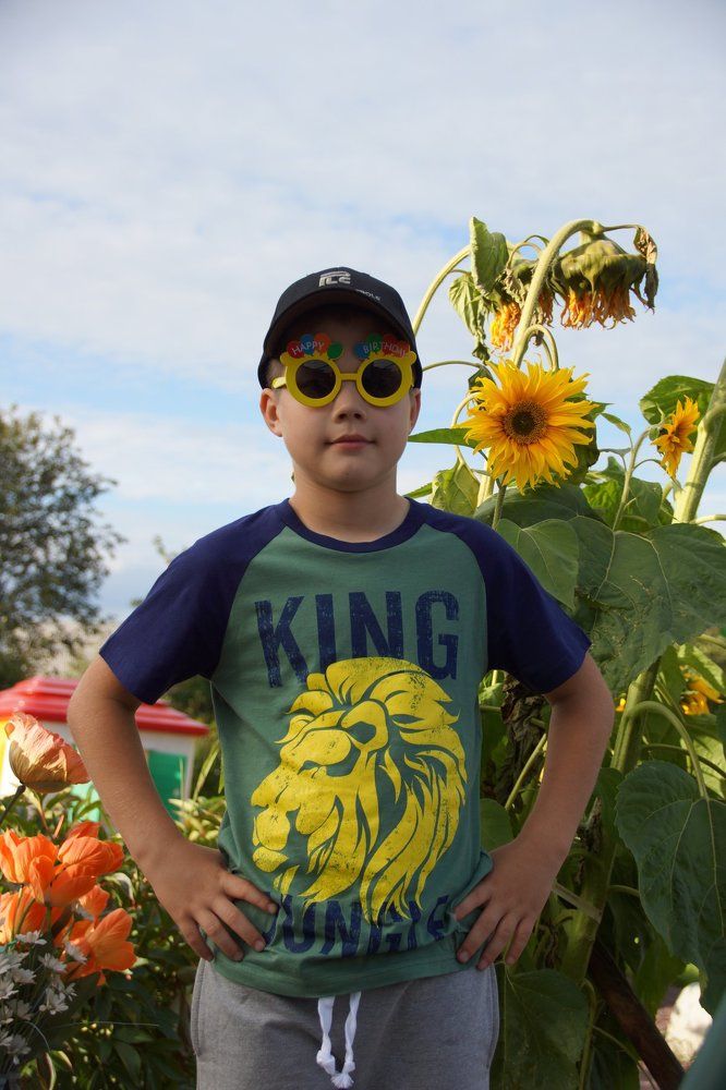 внучку 9 лет