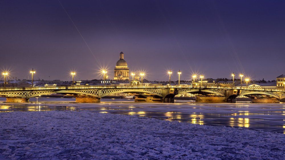 Благовещенский мост.
