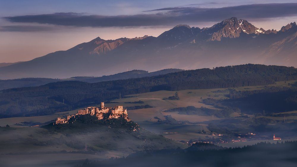 Рассвет Спишского Града