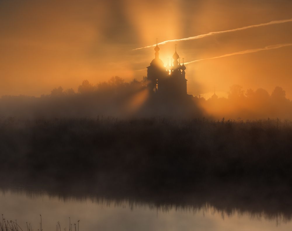 ... луч света ...