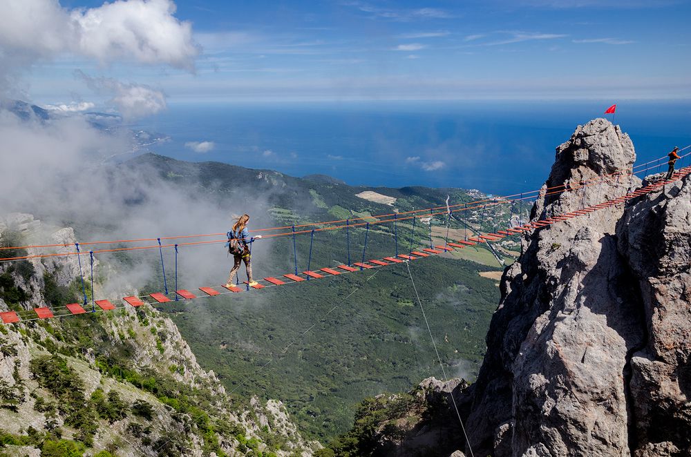 По лестнице в облаках