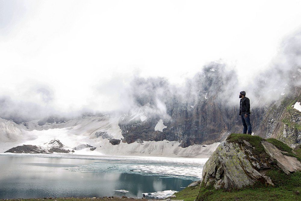 sometimes I feel that the whole world is a magic