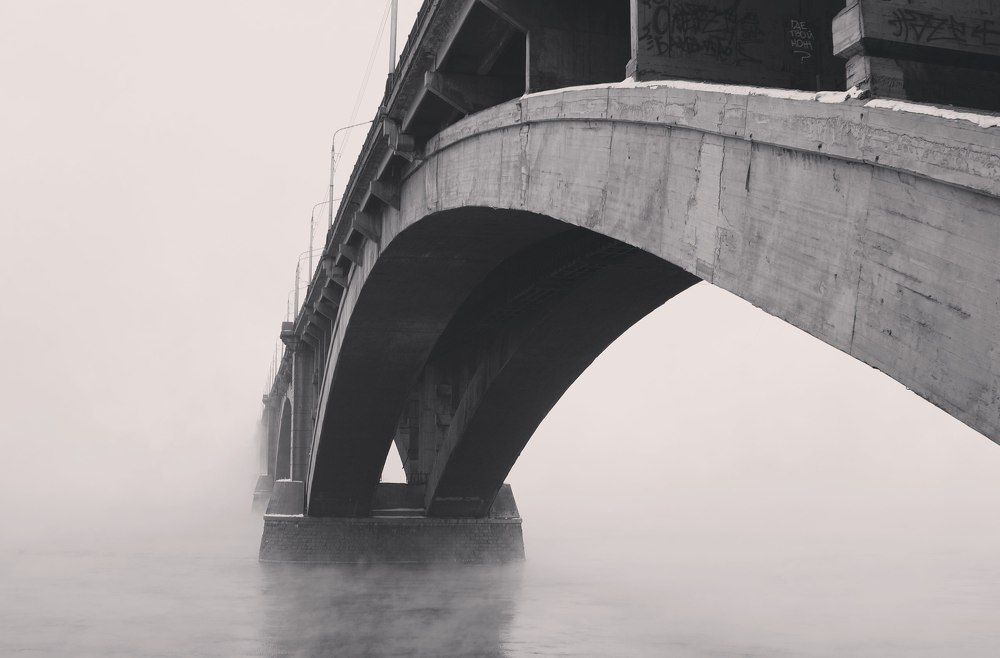 Мост в тумане