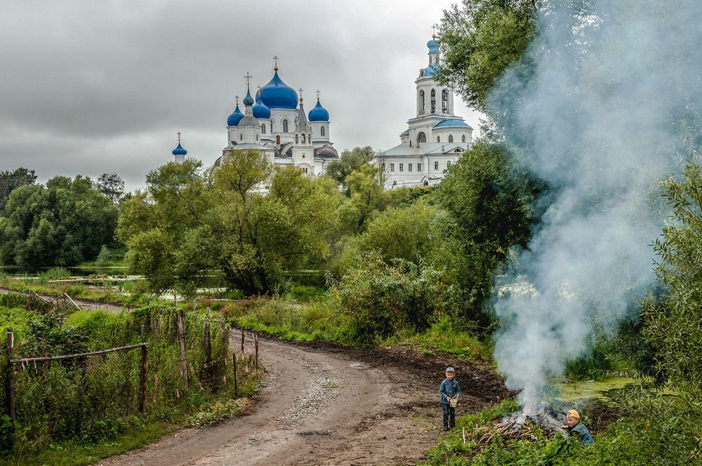 Боголюбский монастырь.