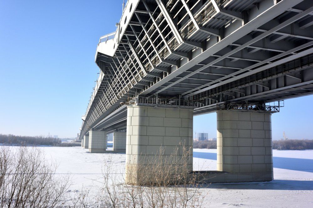 Мост через реку Иртыш