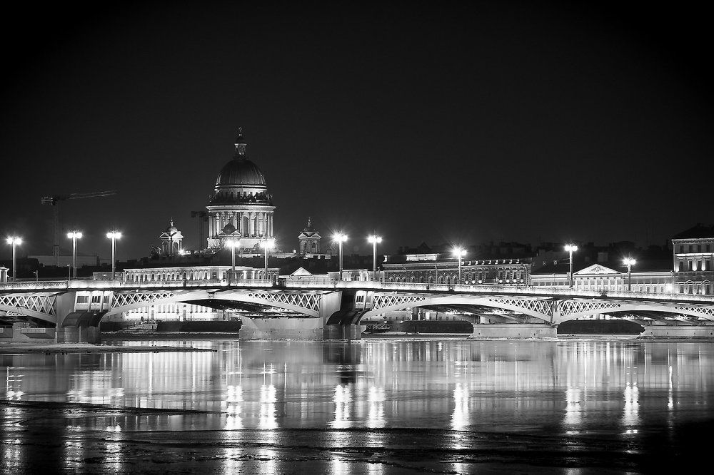 Благовещенский мост в Санкт-Петербурге