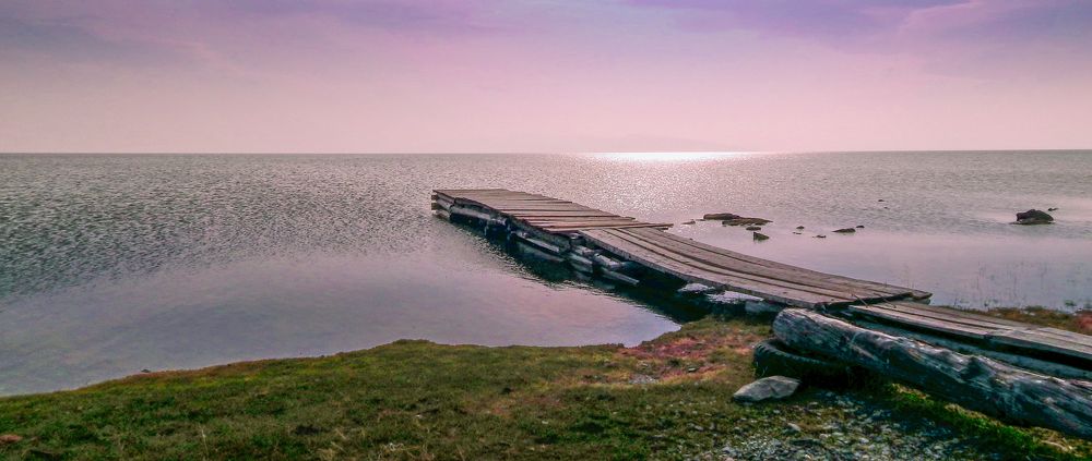 Озеро Хубсугул, пирс, день.