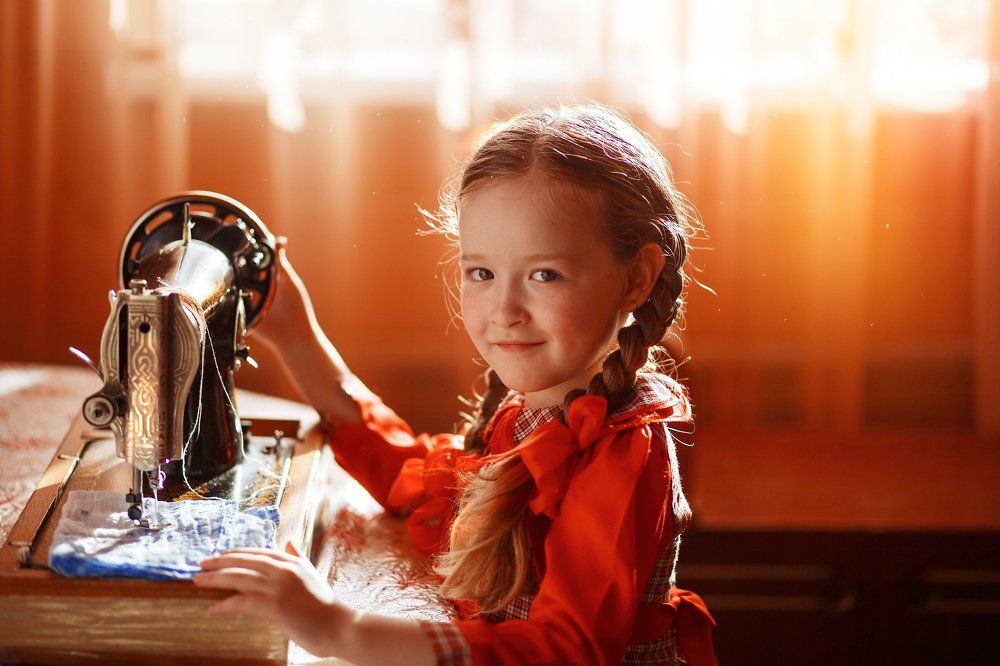 Маленькая швея