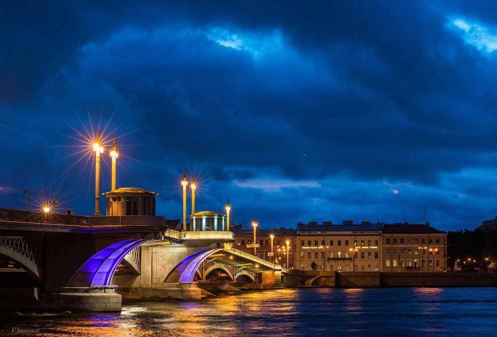 Благовещенский мост.