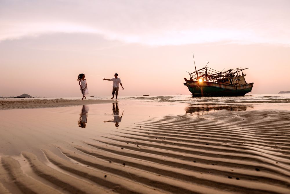 На крыльях волны