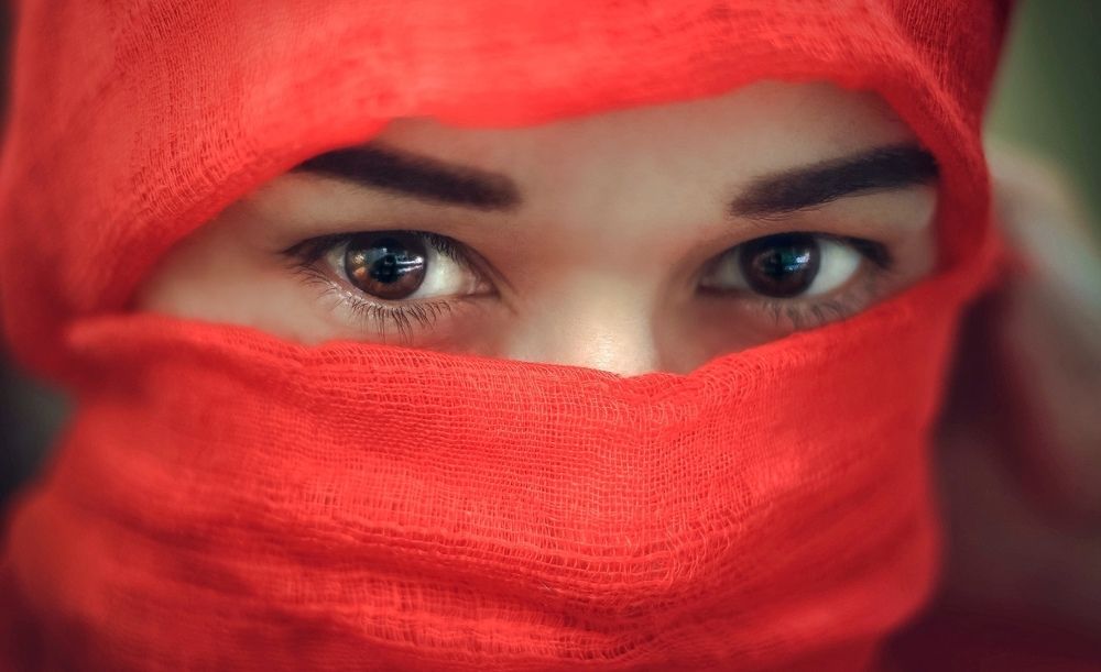 Девушка-тайна