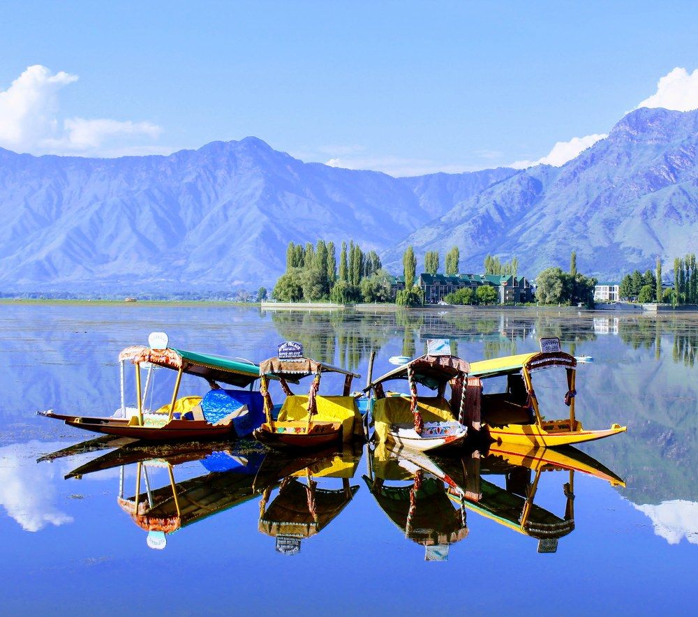 Shikara in dal lake